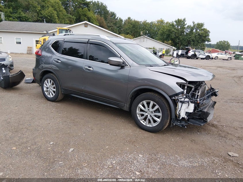 Photo of the 2020 NISSAN ROGUE SV FWD