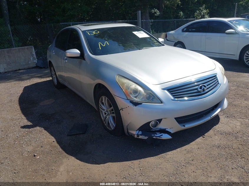 Photo of the 2011 INFINITI G25X