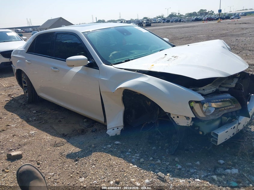 Photo of the 2018 CHRYSLER 300