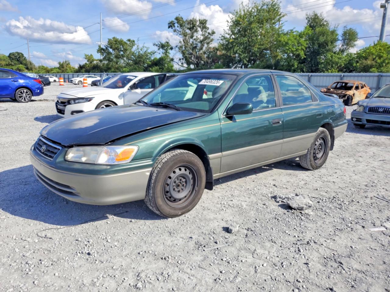 Photo of the 2000 TOYOTA CAMRY LE