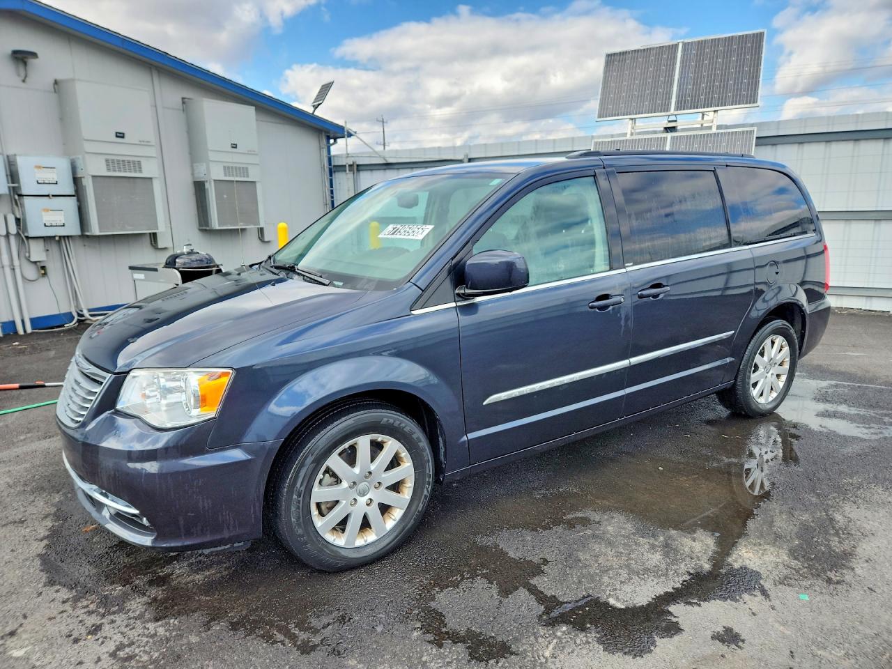 Photo of the 2013 CHRYSLER TOWN & COUNTRY TOURING