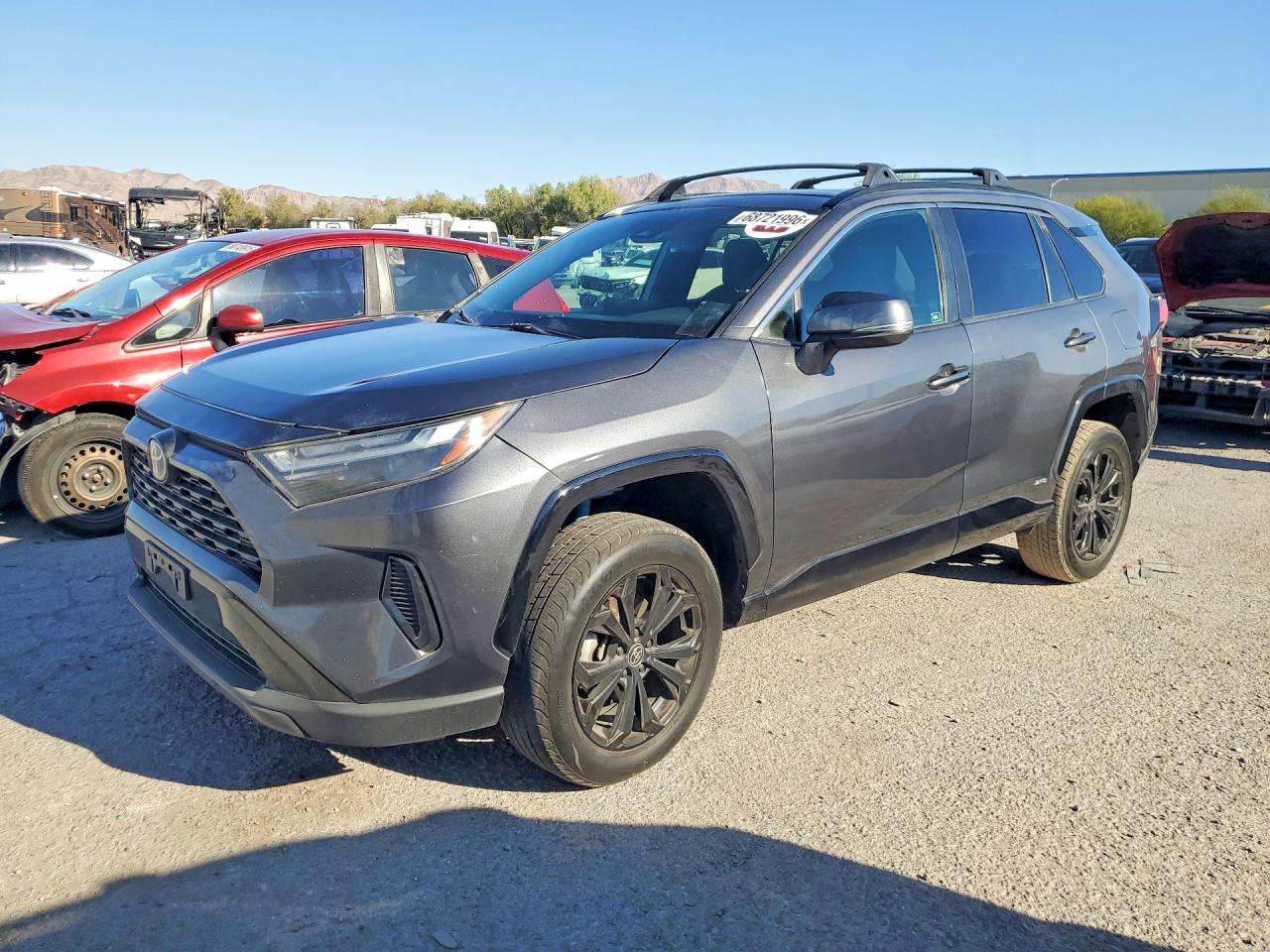 Photo of the 2022 TOYOTA RAV4 SE