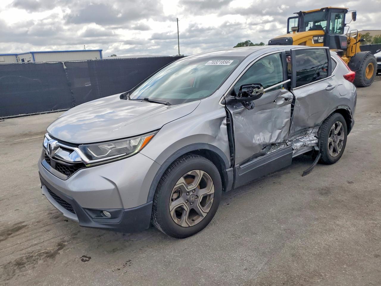 Photo of the 2017 HONDA CR-V EX