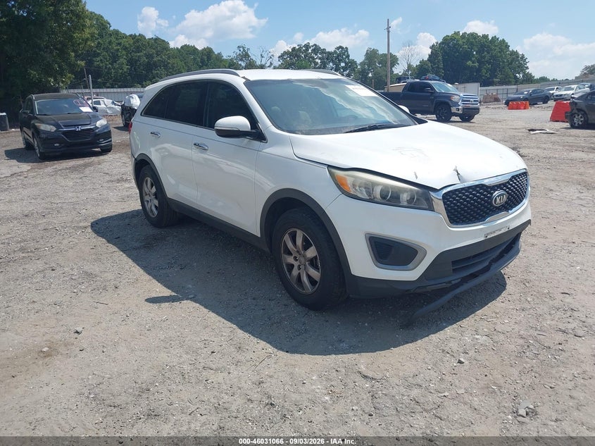 Photo of the 2016 KIA SORENTO 2.4L LX