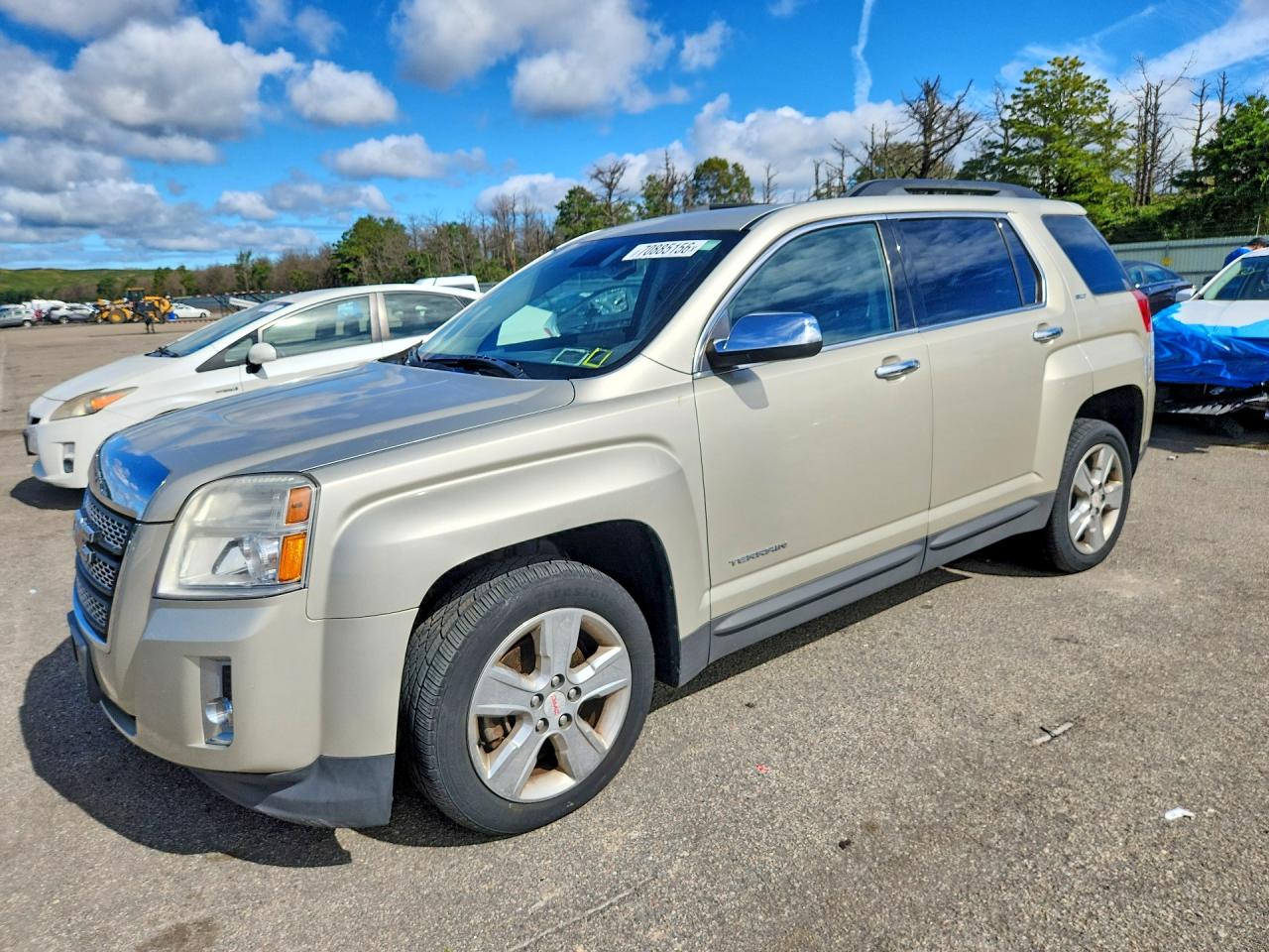 Photo of the 2015 GMC TERRAIN SLT