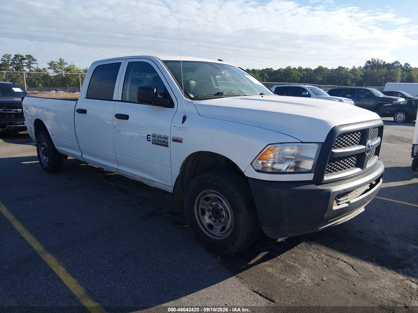 Photo of the 2015 RAM 2500 TRADESMAN