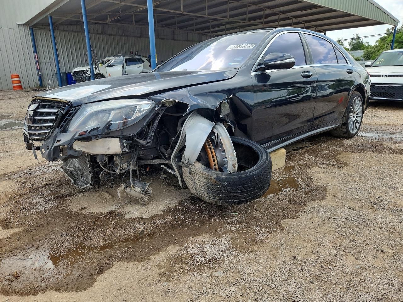 Photo of the 2017 MERCEDES-BENZ S 550