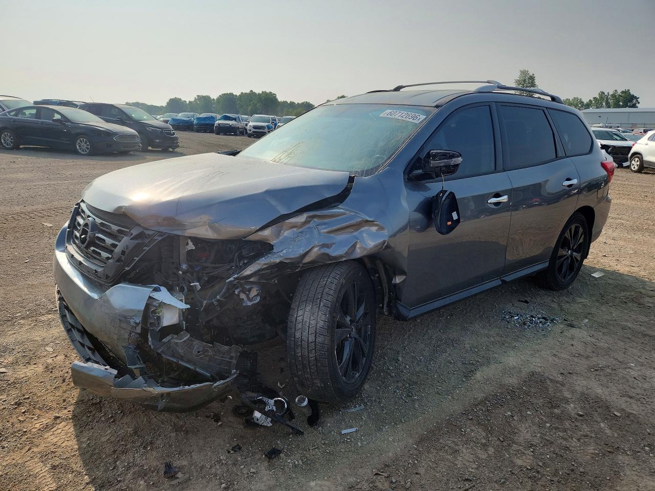 Photo of the 2018 NISSAN PATHFINDER SL