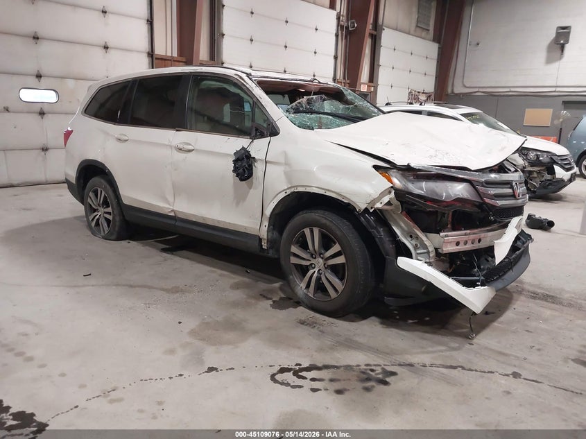 Photo of the 2016 HONDA PILOT EX-L