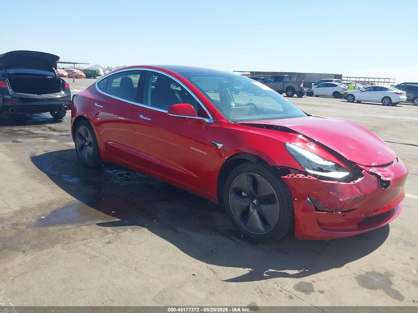 Photo of the 2018 TESLA MODEL 3 LONG RANGE/MID RANGE