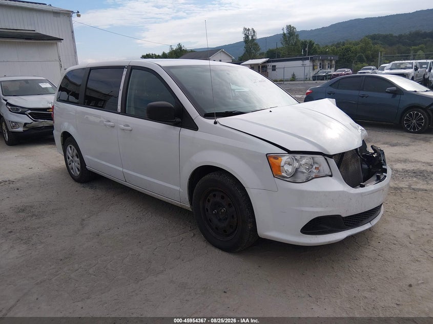 Photo of the 2018 DODGE GRAND CARAVAN SE