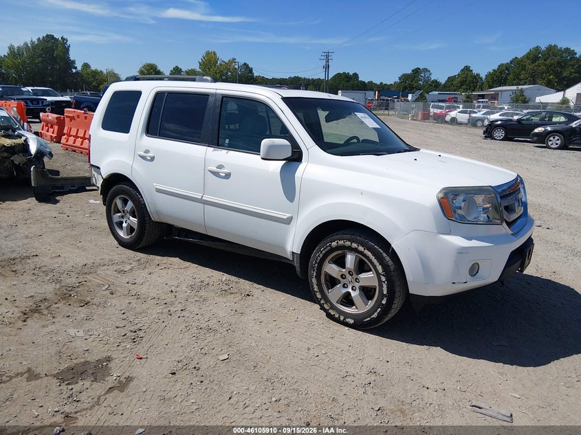 Photo of the 2010 HONDA PILOT EX-L
