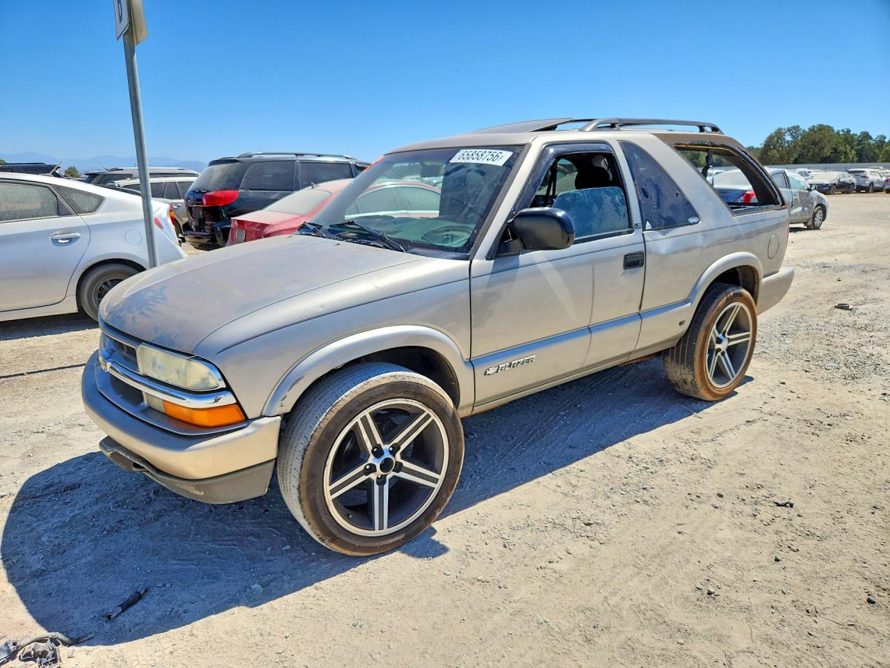 Photo of the 2002 CHEVROLET BLAZER