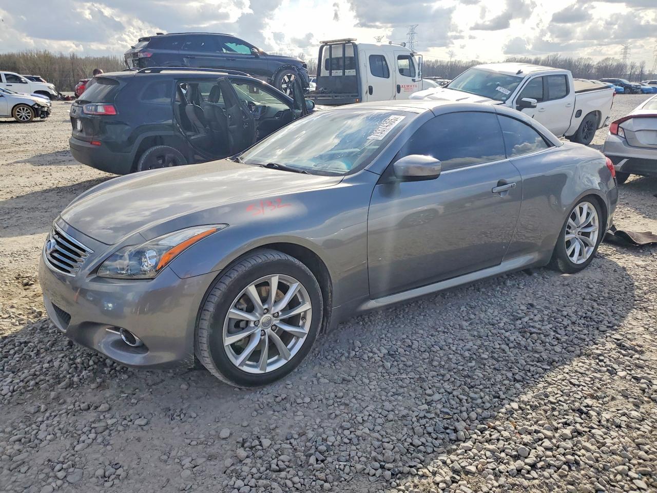Photo of the 2013 INFINITI G37 CONVERTIBLE BASE