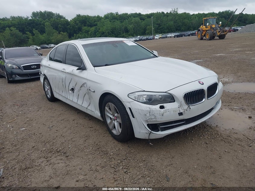 Photo of the 2012 BMW 528I