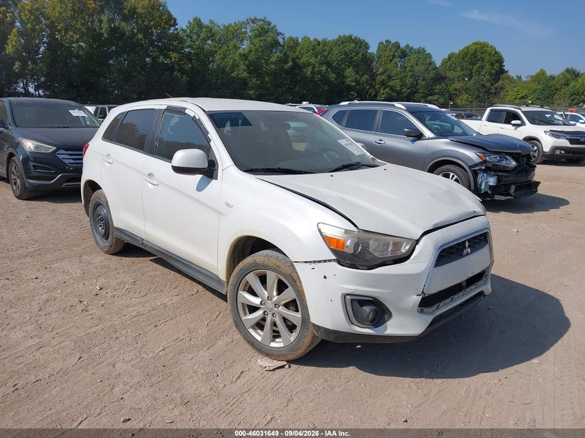 Photo of the 2015 MITSUBISHI OUTLANDER SPORT ES