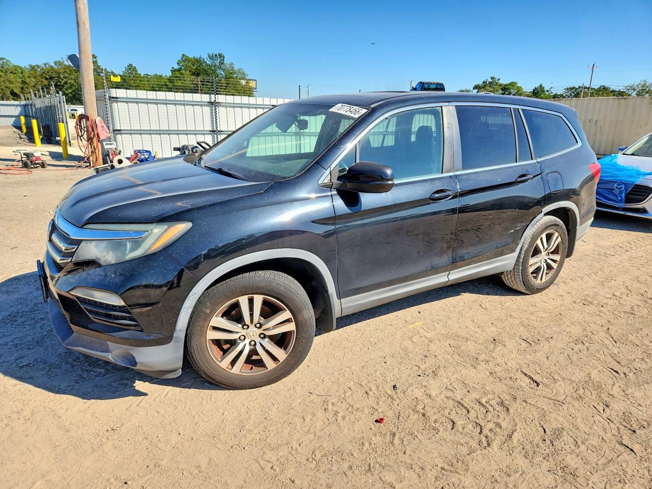 Photo of the 2016 HONDA PILOT EXLN
