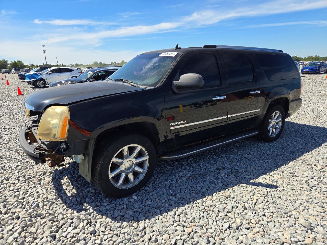 Photo of the 2010 GMC YUKON XL DENALI