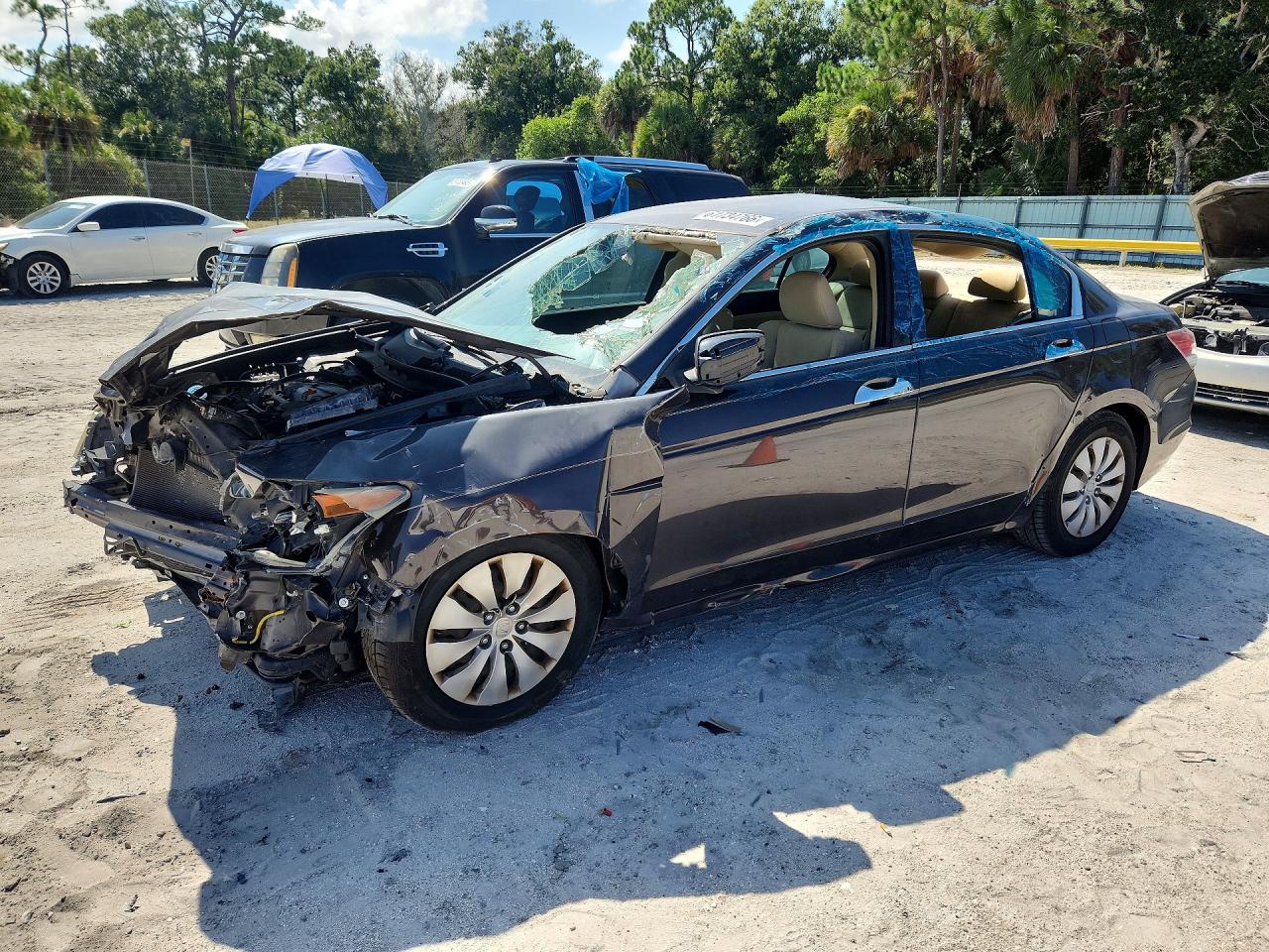 Photo of the 2012 HONDA ACCORD LX