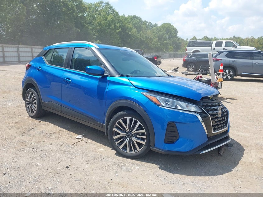 Photo of the 2024 NISSAN KICKS SV XTRONIC CVT
