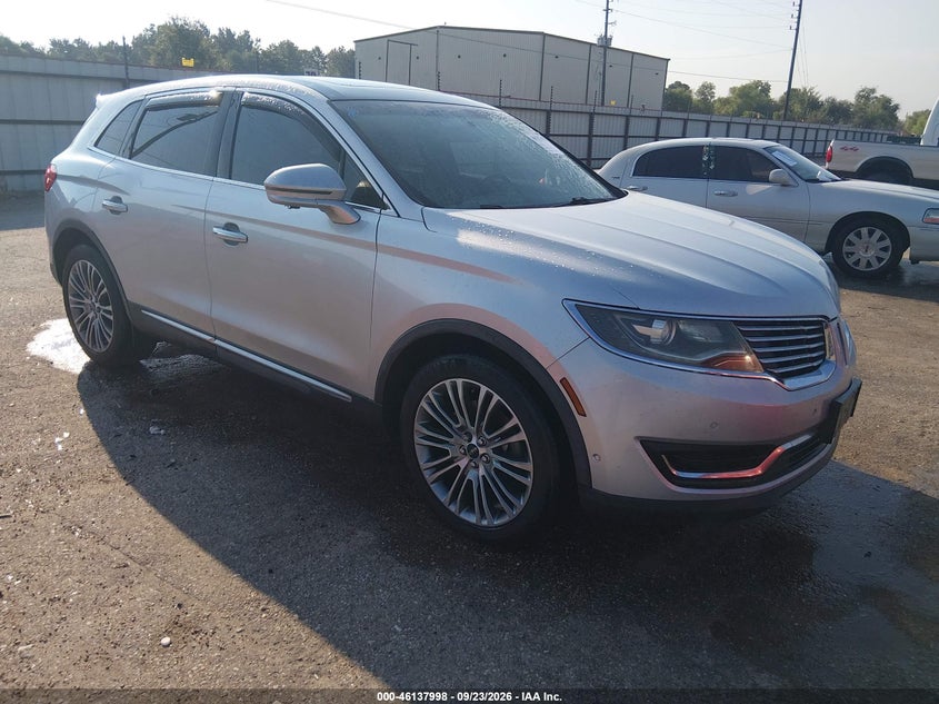 Photo of the 2016 LINCOLN MKX RESERVE