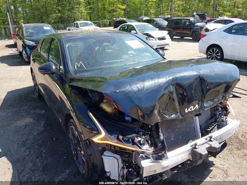Photo of the 2022 KIA K5 GT-LINE