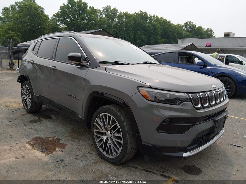 Photo of the 2022 JEEP COMPASS LIMITED 4X4