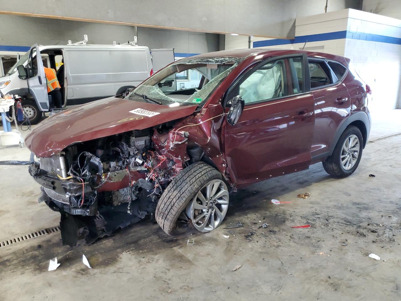 Photo of the 2017 HYUNDAI TUCSON SE