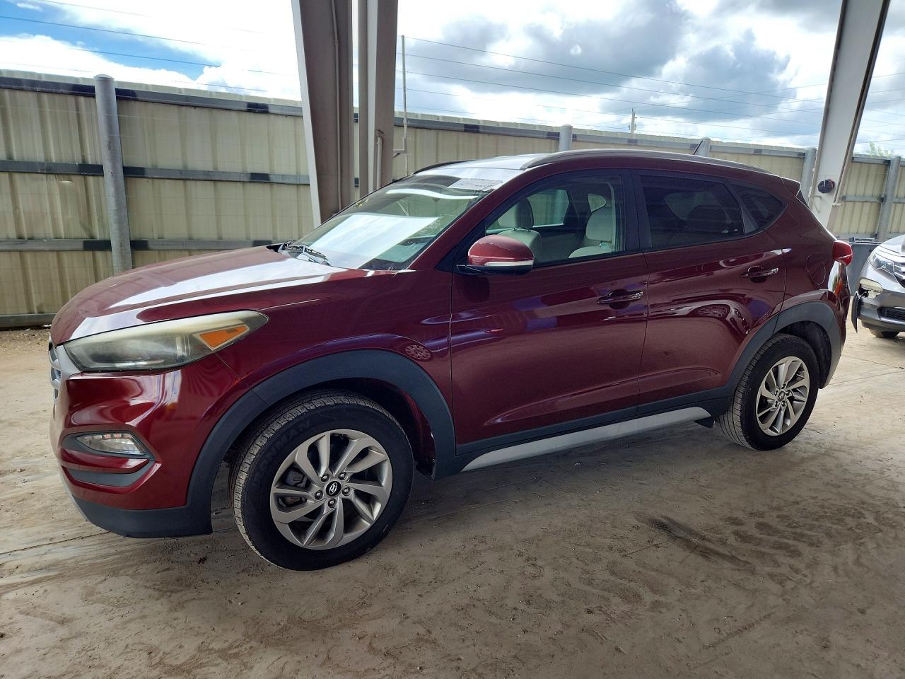 Photo of the 2017 HYUNDAI TUCSON ECO