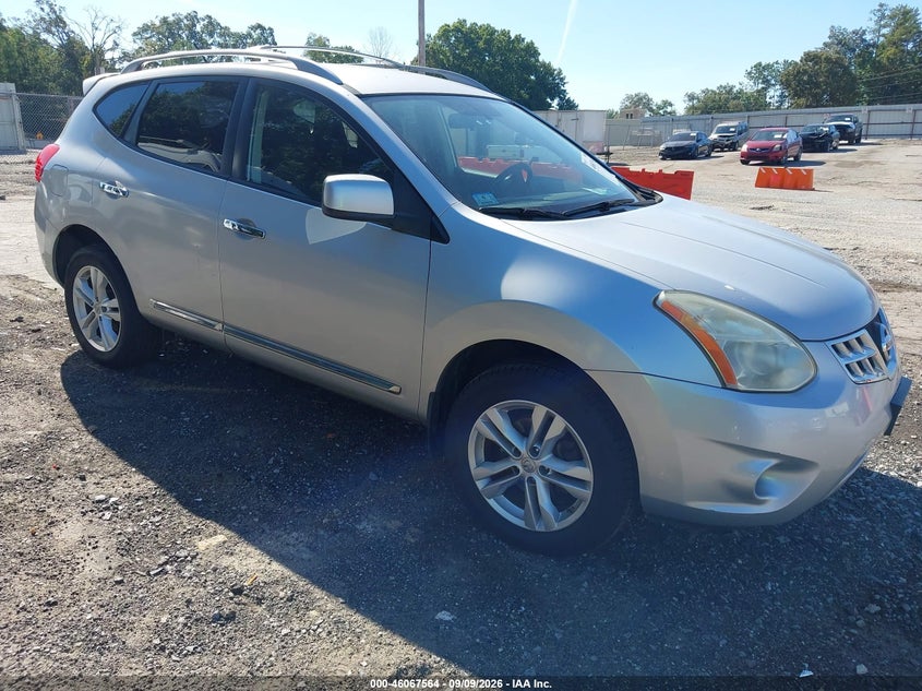 Photo of the 2012 NISSAN ROGUE SV