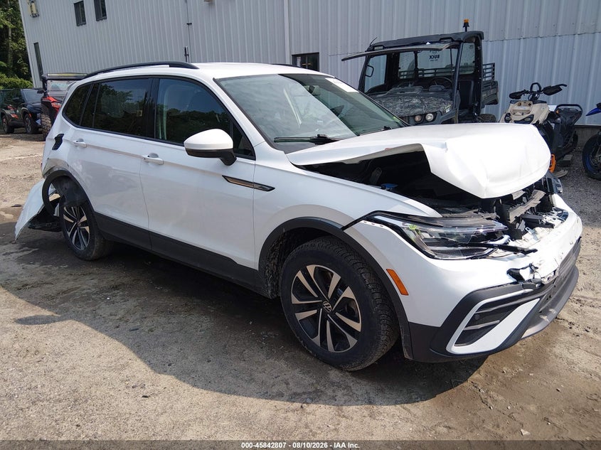 Photo of the 2022 VOLKSWAGEN TIGUAN 2.0T S