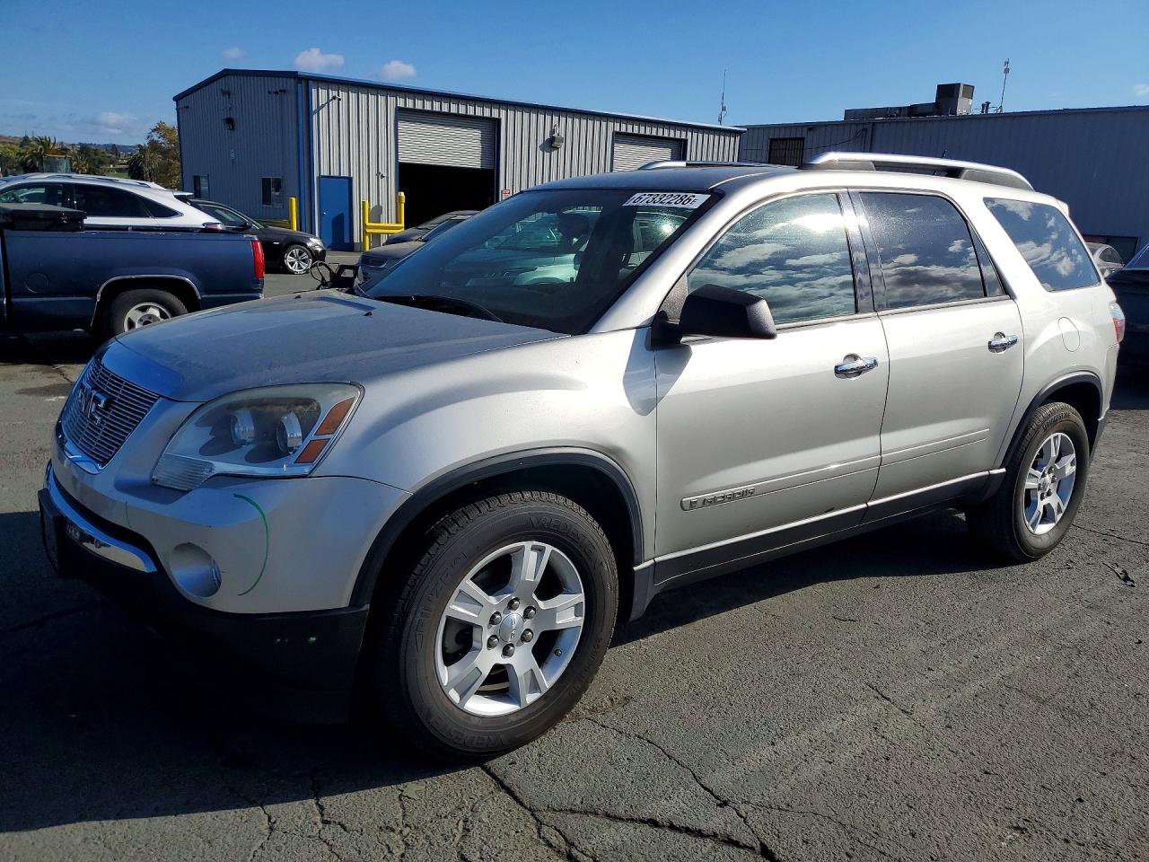 Photo of the 2008 GMC ACADIA SLE