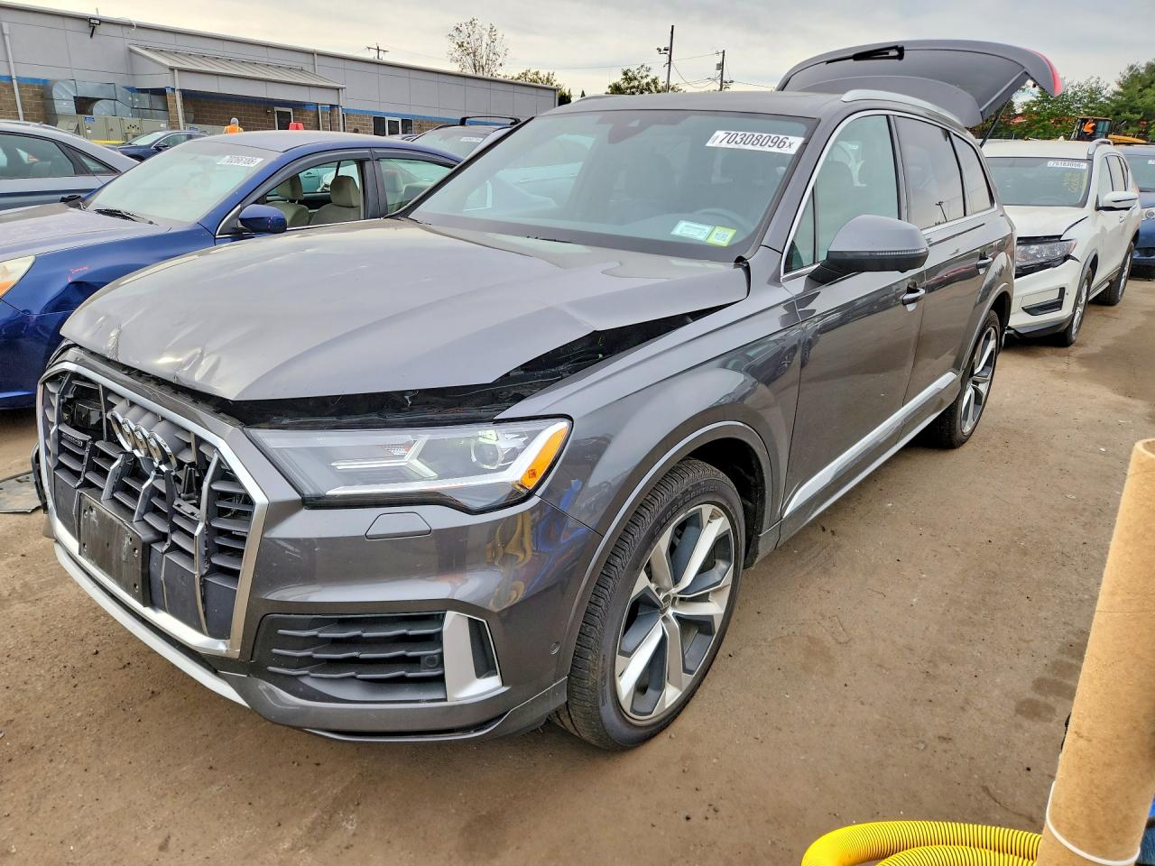 Photo of the 2022 AUDI Q7 PREMIUM PLUS
