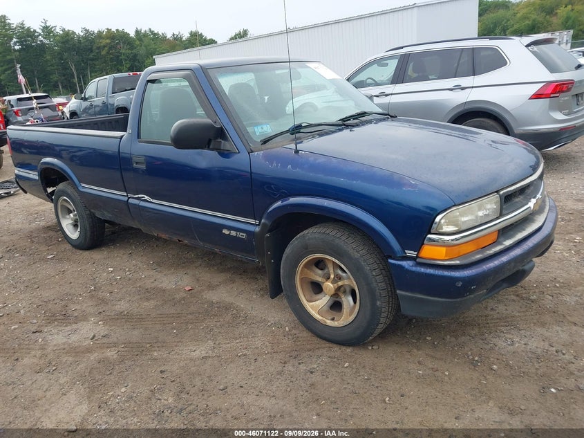 Photo of the 1999 CHEVROLET S-10 LS
