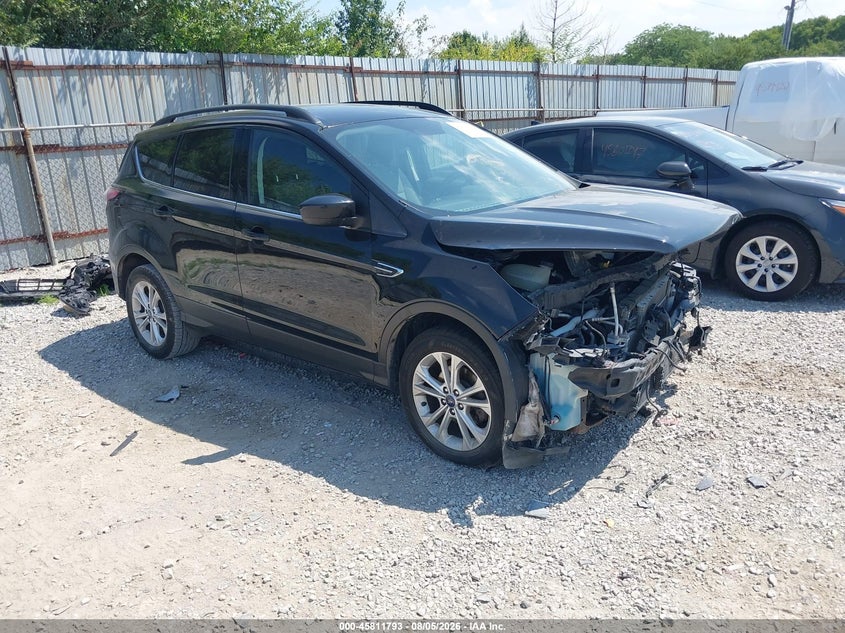 Photo of the 2018 FORD ESCAPE SE