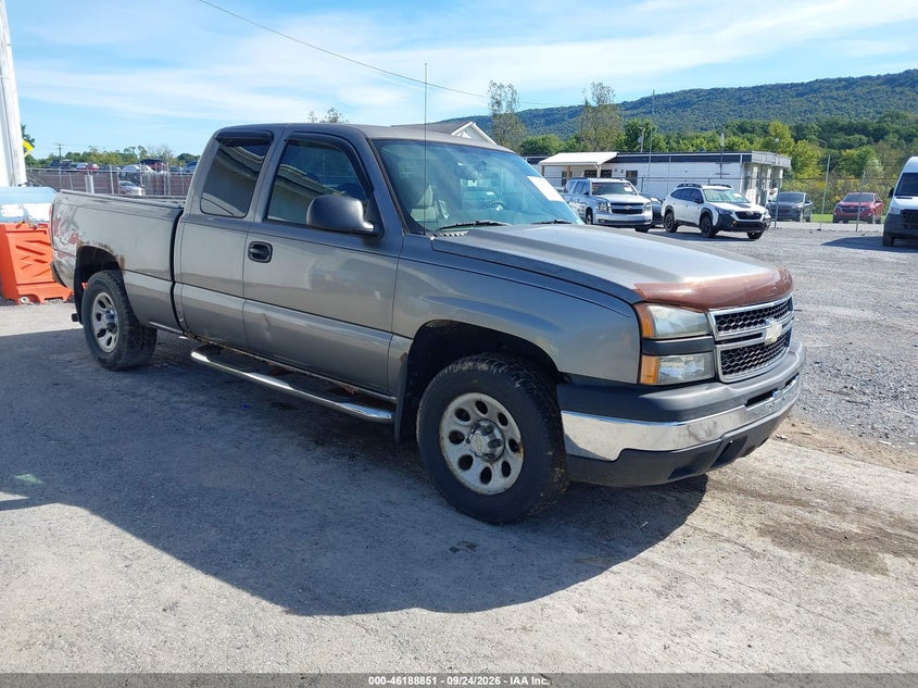 Photo of the 2007 CHEVROLET SILVERADO 1500 CLASSIC WORK TRUCK