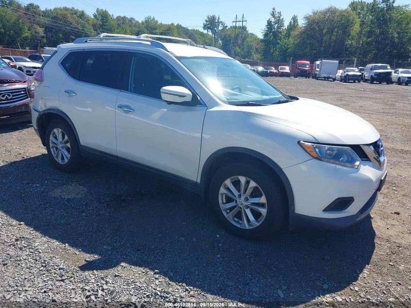 Photo of the 2016 NISSAN ROGUE SV