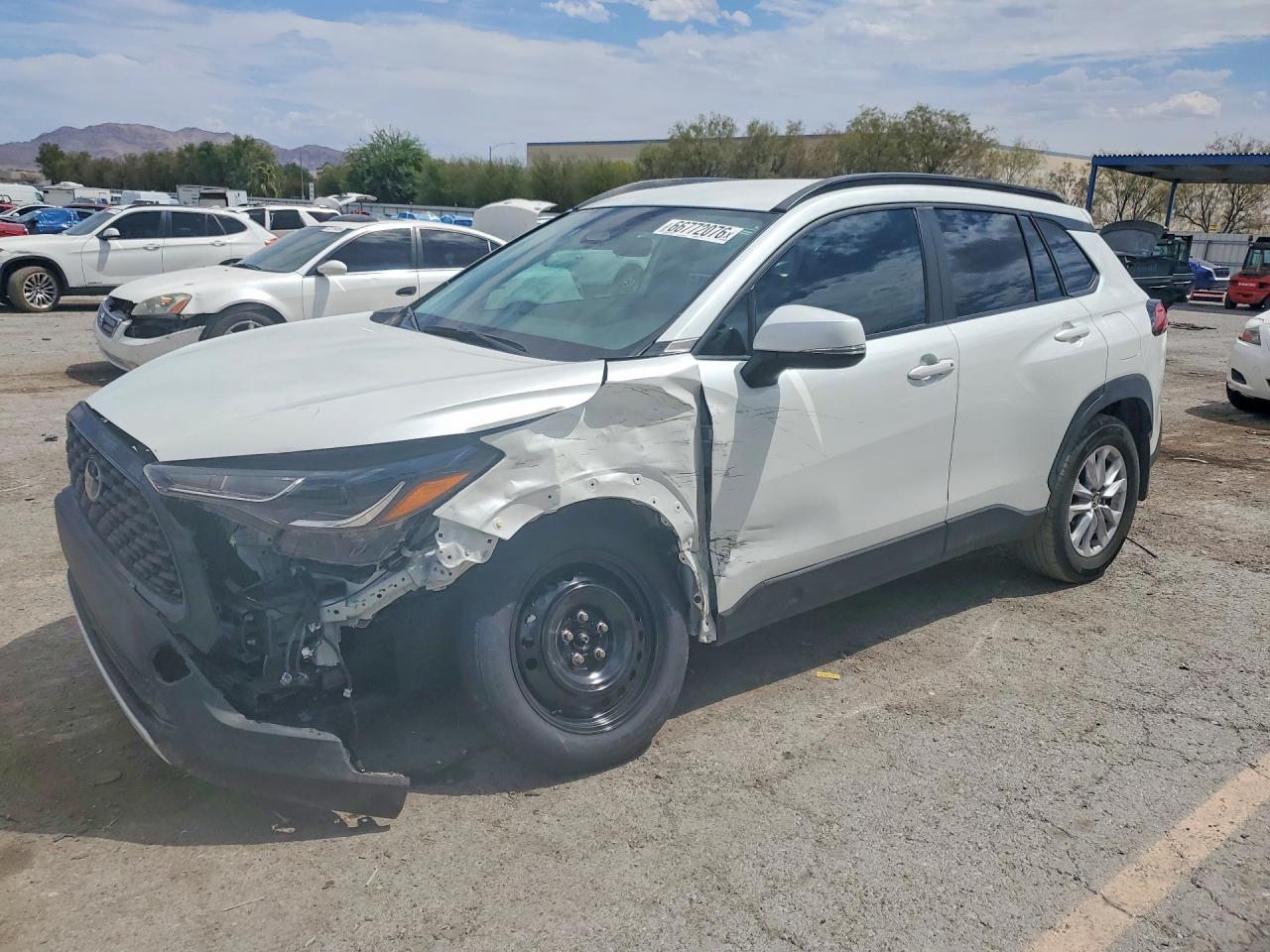 Photo of the 2023 TOYOTA COROLLA CROSS LE