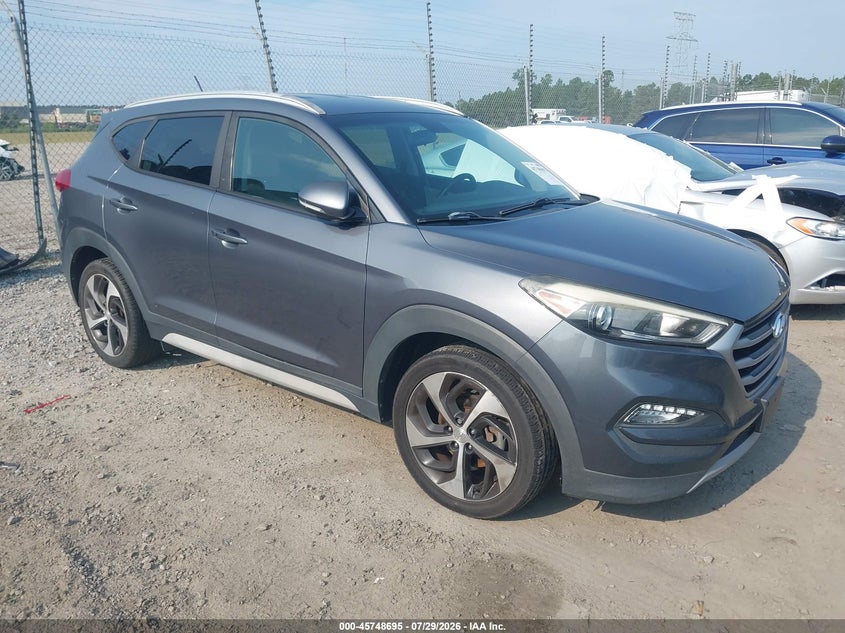 Photo of the 2017 HYUNDAI TUCSON SPORT