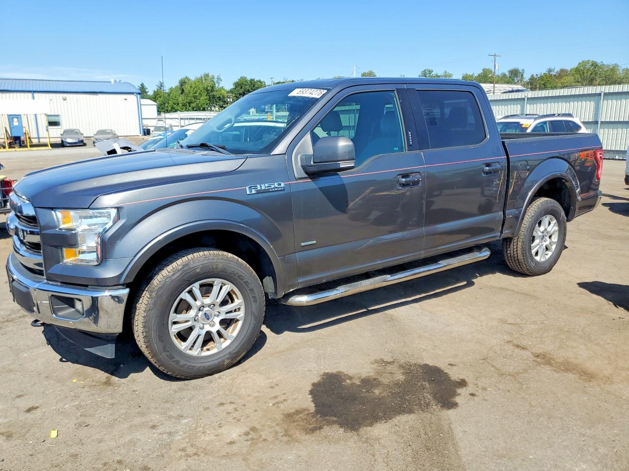 Photo of the 2017 FORD F150 SUPERCREW