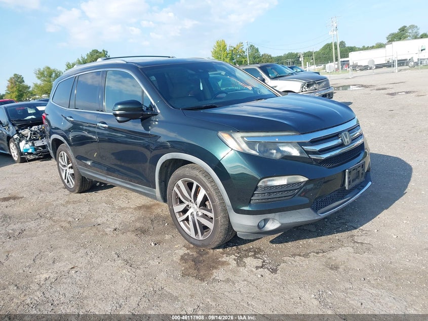 Photo of the 2016 HONDA PILOT TOURING