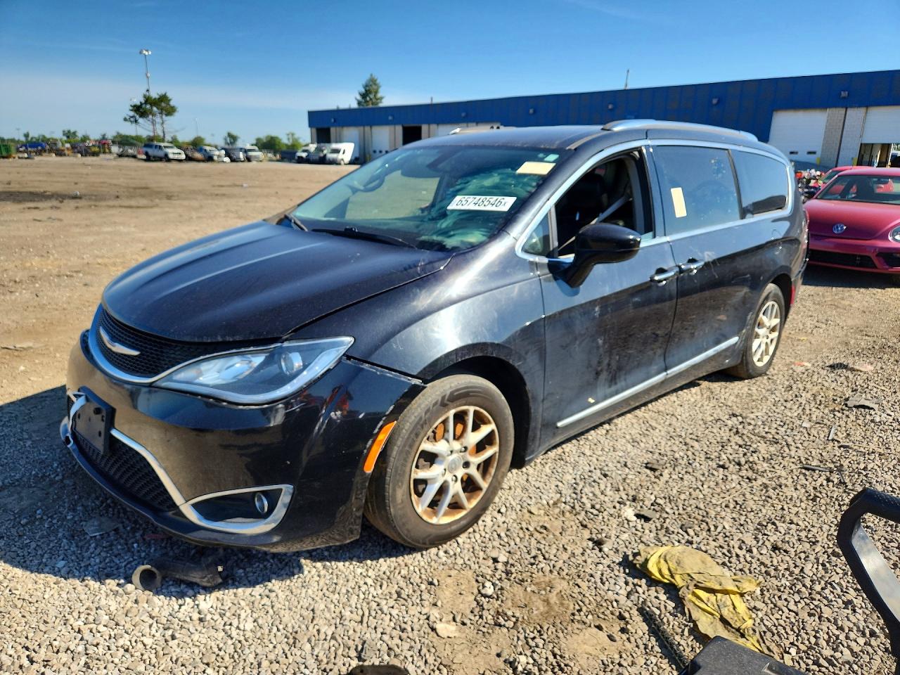 Photo of the 2020 CHRYSLER PACIFICA TOURING L