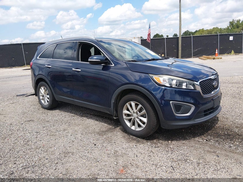 Photo of the 2016 KIA SORENTO 2.4L LX