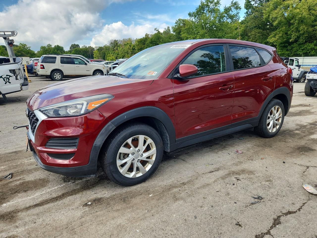 Photo of the 2019 HYUNDAI TUCSON SE