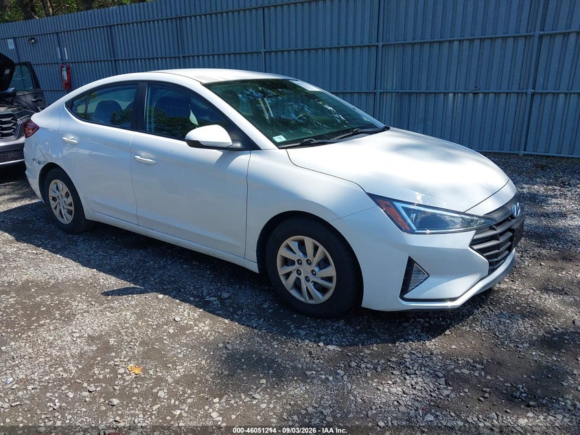 Photo of the 2019 HYUNDAI ELANTRA SE