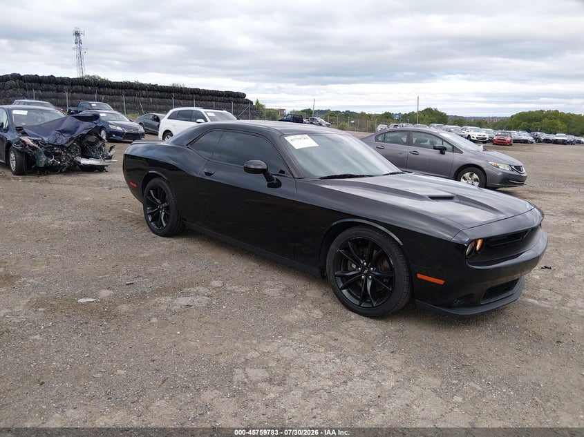 Photo of the 2017 DODGE CHALLENGER SXT PLUS