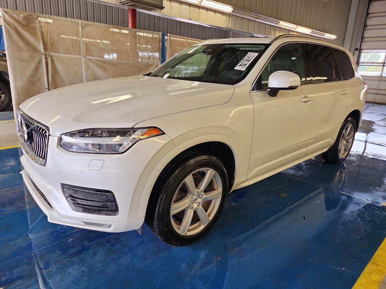 Photo of the 2023 VOLVO XC90 CORE