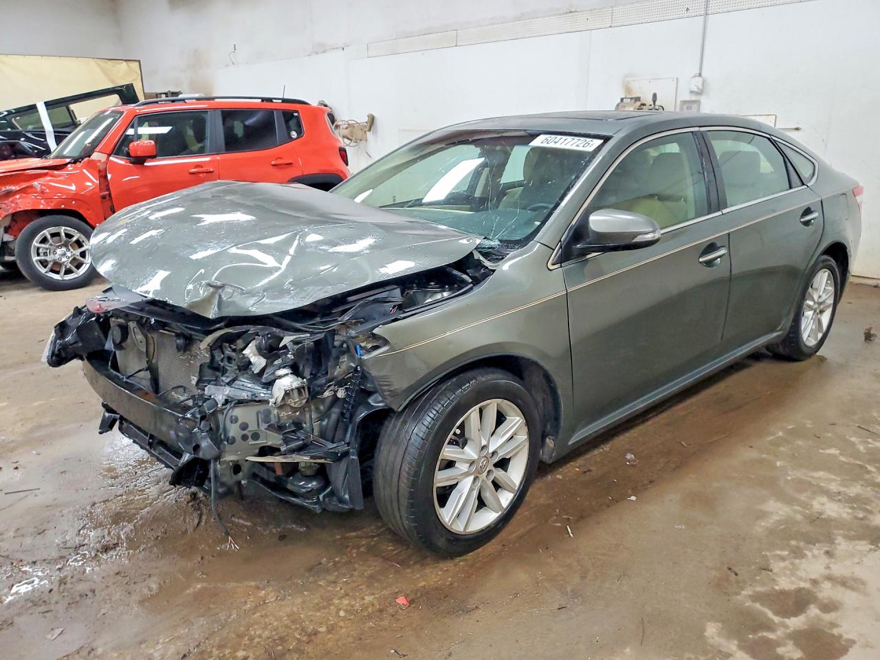 Photo of the 2013 TOYOTA AVALON XLE PREMIUM