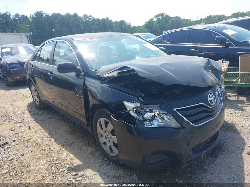 Photo of the 2010 TOYOTA CAMRY LE
