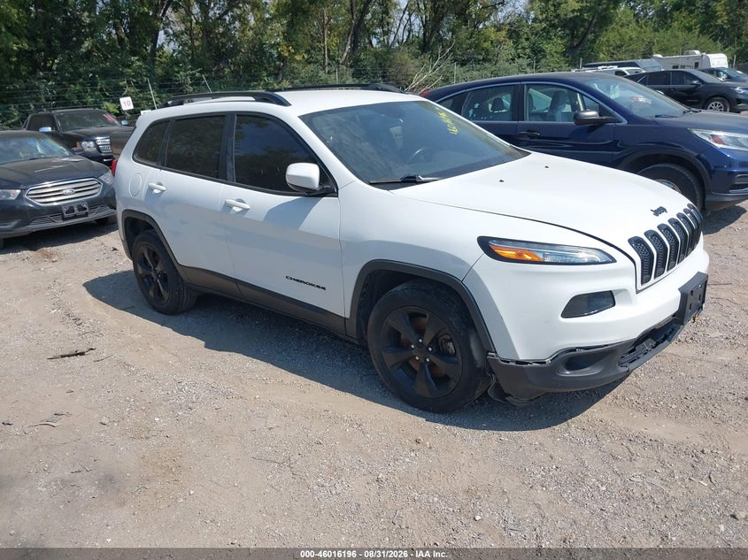 Photo of the 2018 JEEP CHEROKEE LATITUDE FWD